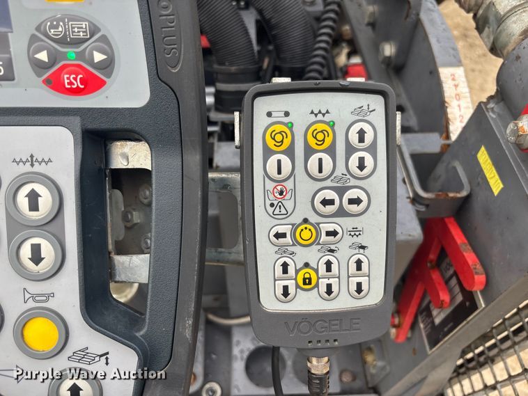 image for item EC3858 2017 Vogele SUPER 1703-3i paver