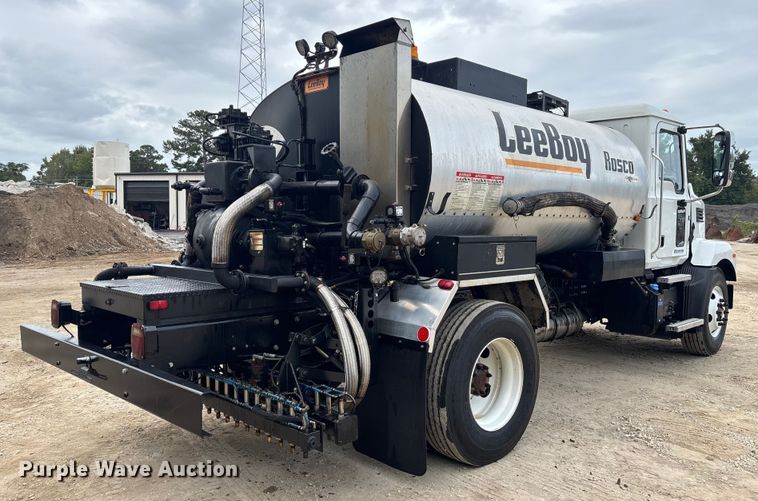 image for item EC3859 2024 Mack MD truck with Rosco tack distributor