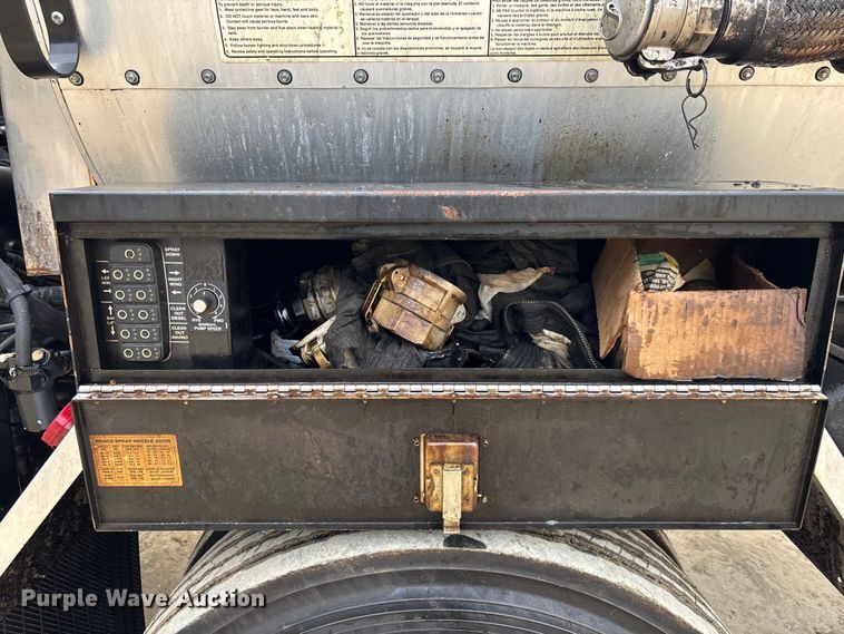 image for item EC3859 2024 Mack MD truck with Rosco tack distributor