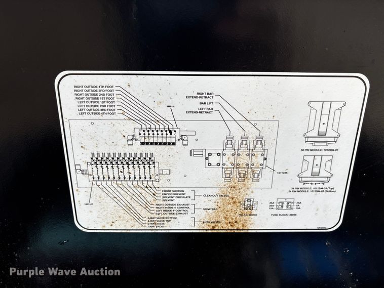 image for item EC3859 2024 Mack MD truck with Rosco tack distributor