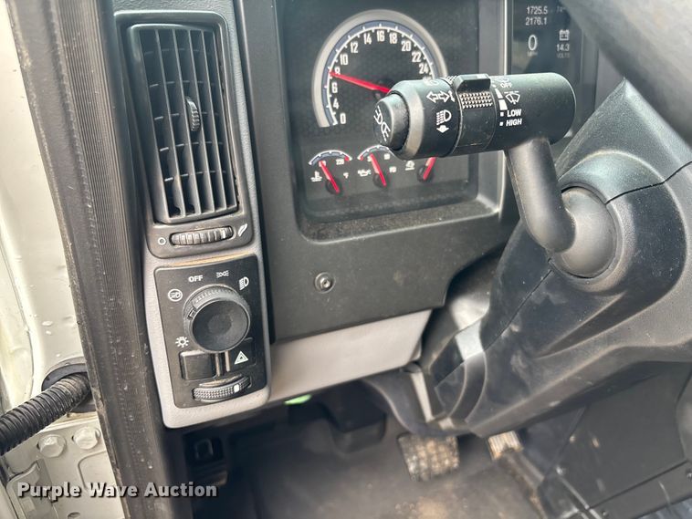 image for item EC3859 2024 Mack MD truck with Rosco tack distributor