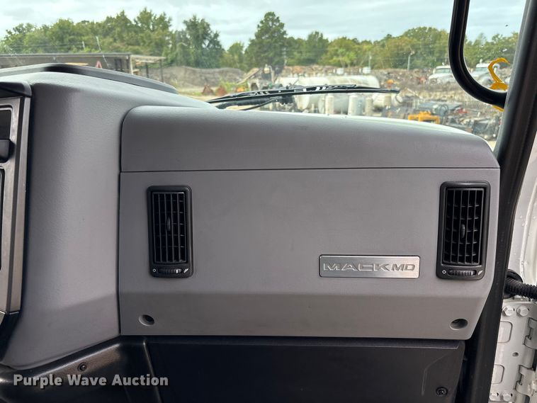 image for item EC3859 2024 Mack MD truck with Rosco tack distributor