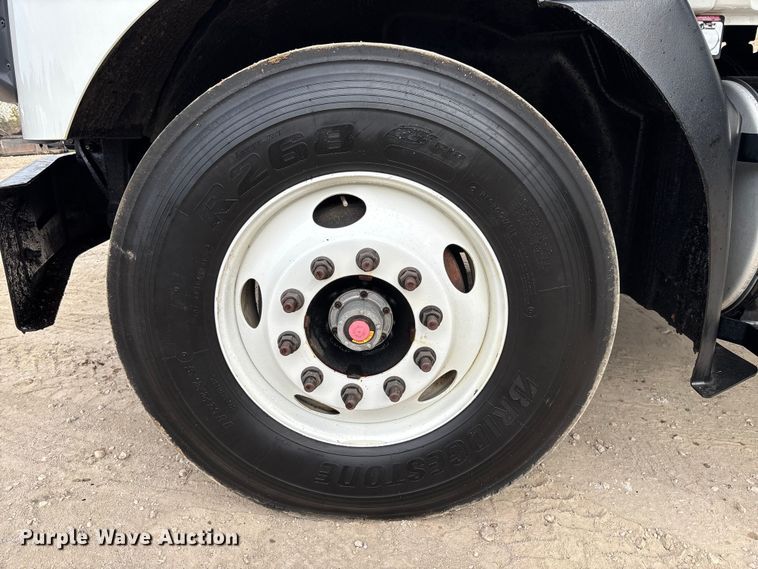 image for item EC3859 2024 Mack MD truck with Rosco tack distributor