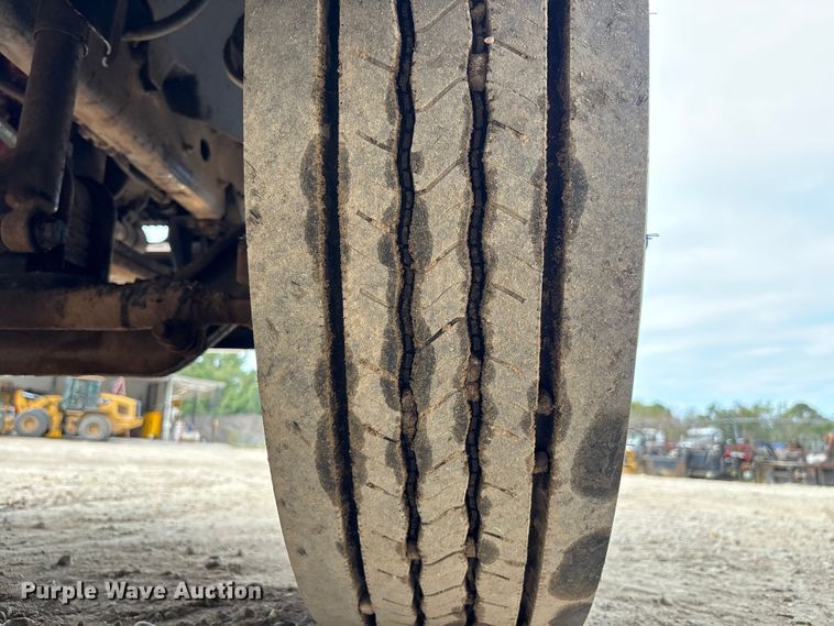 image for item EC3859 2024 Mack MD truck with Rosco tack distributor