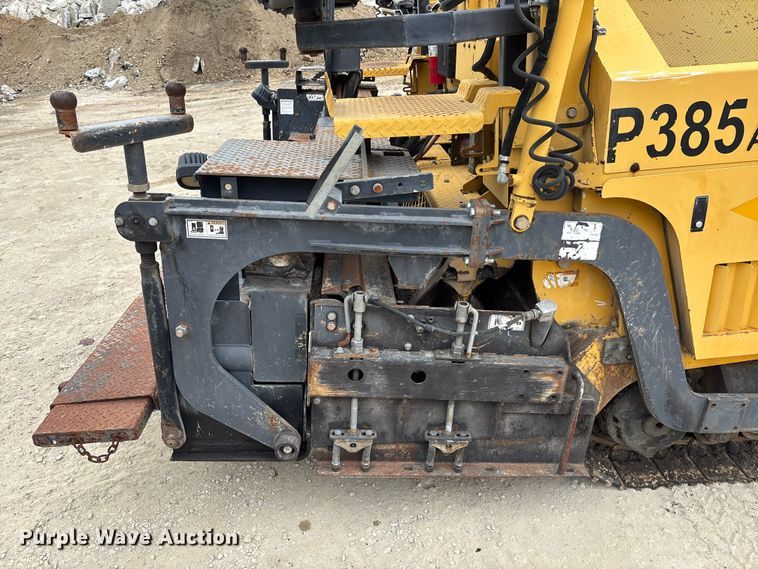 image for item EC3860 2015 Weiler P385A paver