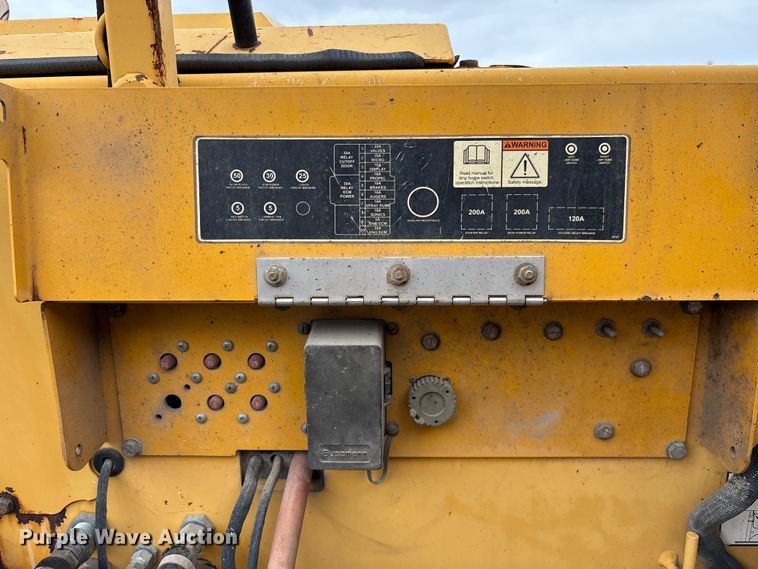 image for item EC3860 2015 Weiler P385A paver