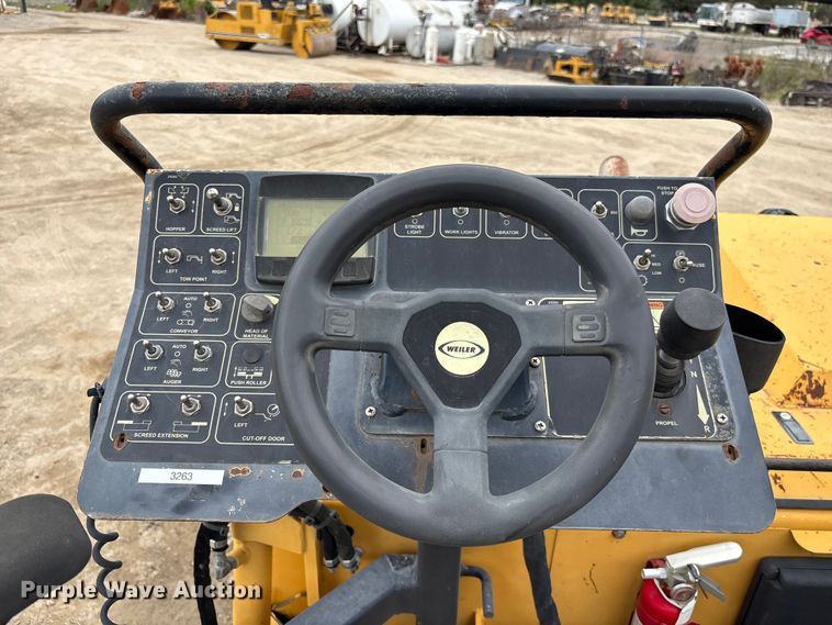 image for item EC3860 2015 Weiler P385A paver