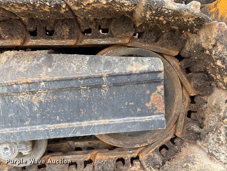 image for item EC3860 2015 Weiler P385A paver