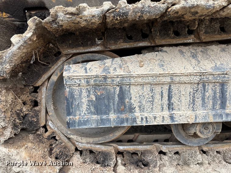 image for item EC3860 2015 Weiler P385A paver