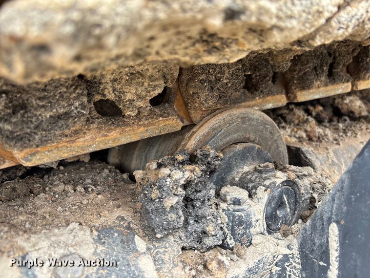 image for item EC3860 2015 Weiler P385A paver