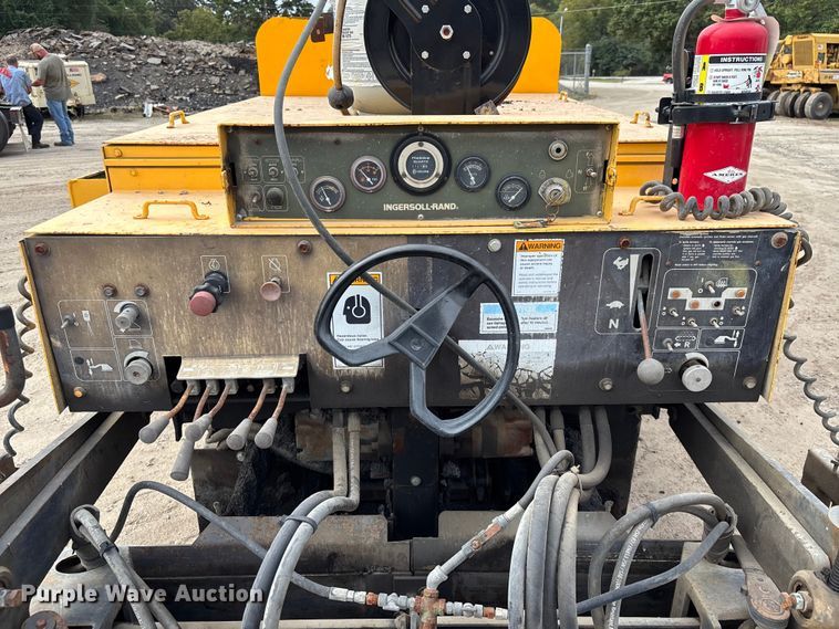 image for item EC3861 Ingersoll-Rand ES-40 paver