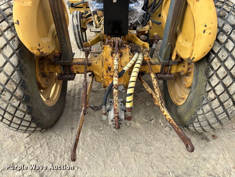 image for item EC3862 Ford 3400 tractor