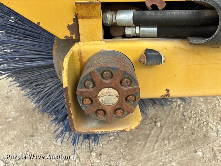 image for item EC3862 Ford 3400 tractor