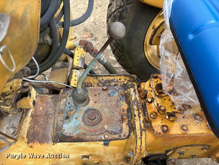 image for item EC3862 Ford 3400 tractor