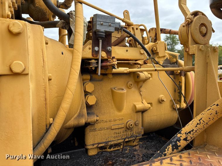 image for item EC3865 Ingram 9-3400 pneumatic roller