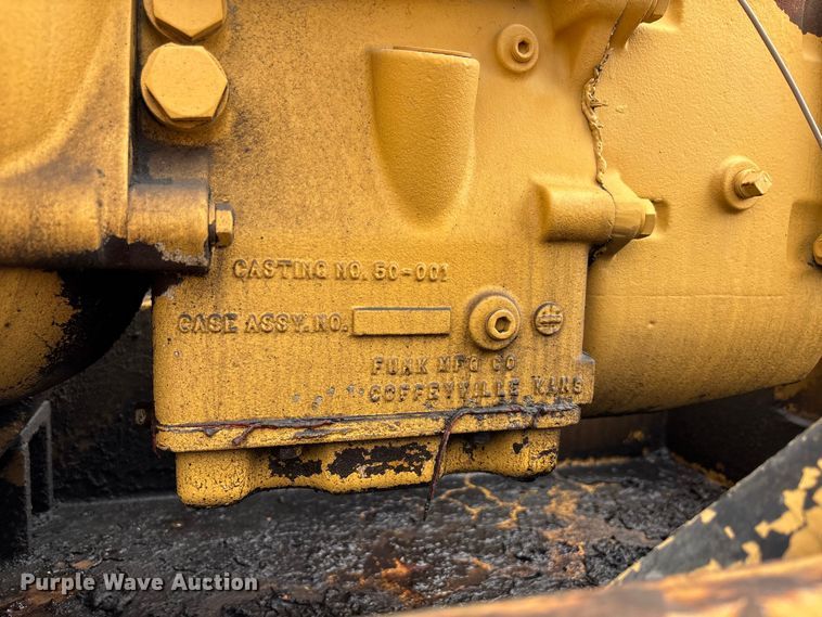 image for item EC3865 Ingram 9-3400 pneumatic roller