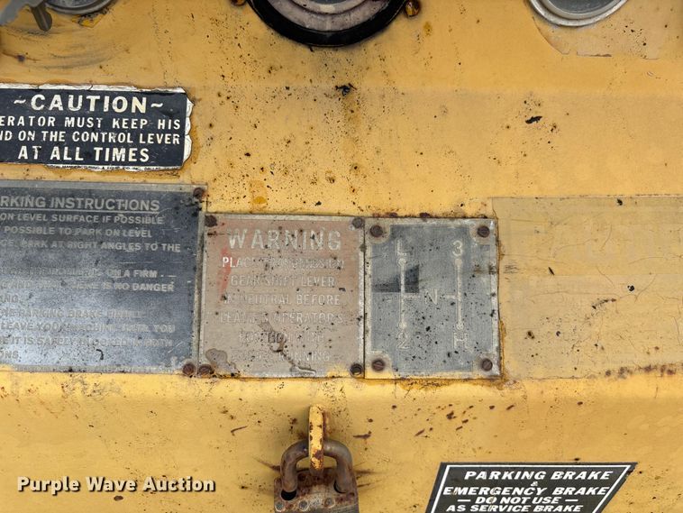 image for item EC3866 Ferguson SP-912 pneumatic roller