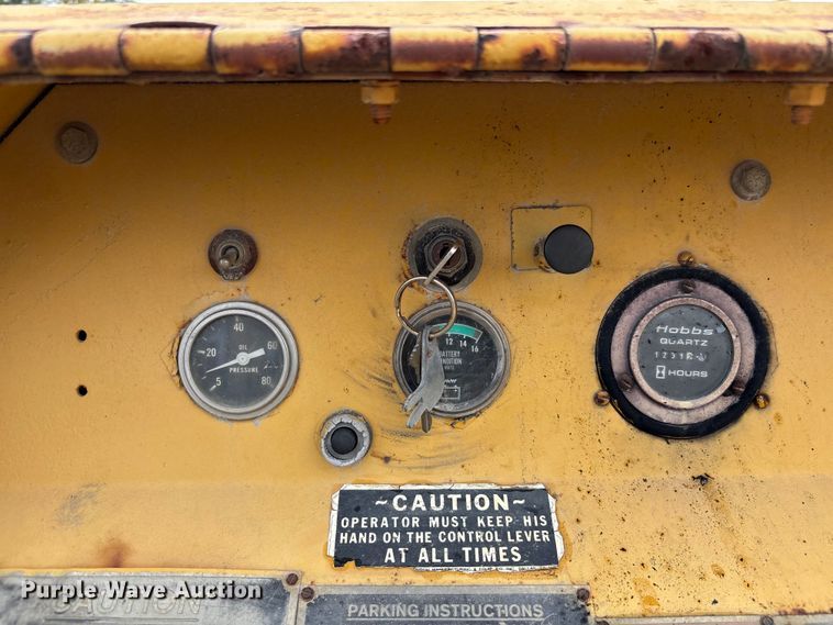 image for item EC3866 Ferguson SP-912 pneumatic roller