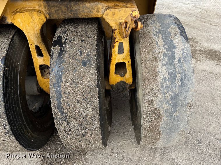 image for item EC3866 Ferguson SP-912 pneumatic roller