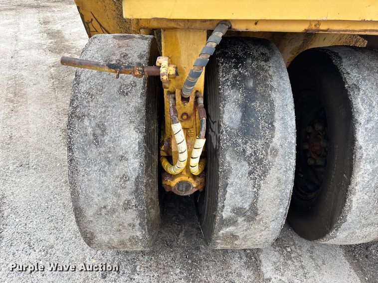 image for item EC3866 Ferguson SP-912 pneumatic roller