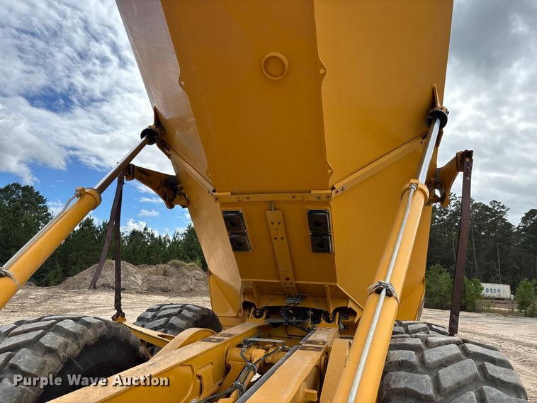 image for item EC3867 2023 Bell B30E WDB articulated haul truck