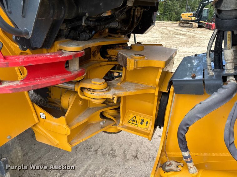 image for item EC3867 2023 Bell B30E WDB articulated haul truck