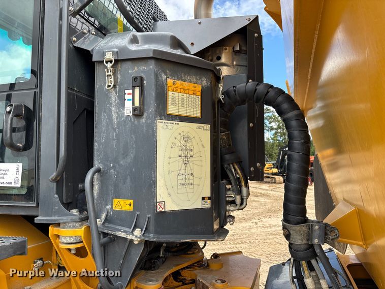 image for item EC3867 2023 Bell B30E WDB articulated haul truck