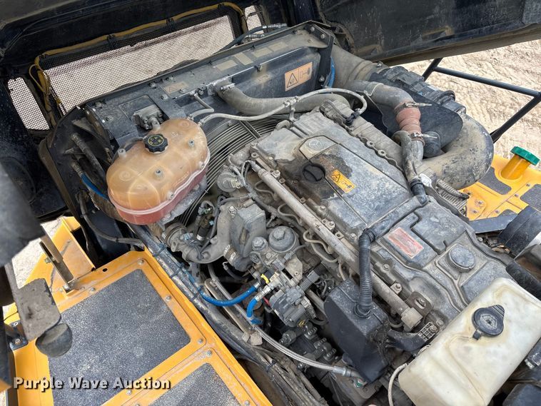 image for item EC3867 2023 Bell B30E WDB articulated haul truck