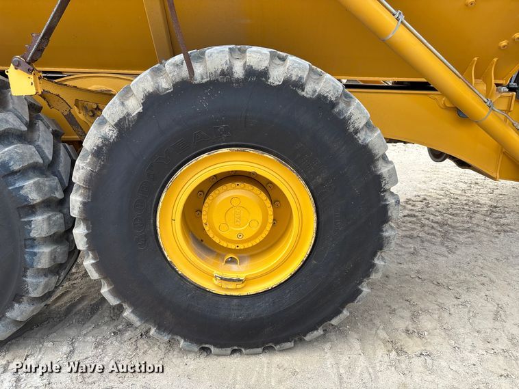 image for item EC3867 2023 Bell B30E WDB articulated haul truck