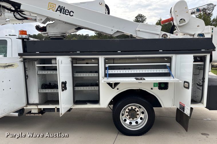 image for item EC3869 2016 RAM 5500  bucket truck