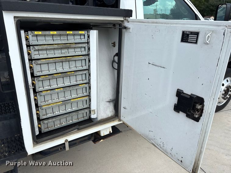 image for item EC3869 2016 RAM 5500  bucket truck