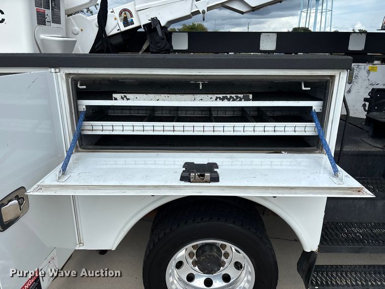 image for item EC3869 2016 RAM 5500  bucket truck