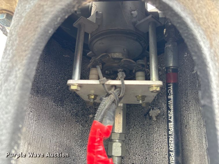 image for item EC3869 2016 RAM 5500  bucket truck