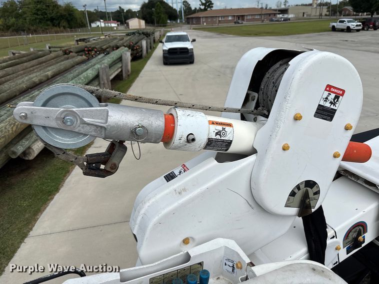 image for item EC3869 2016 RAM 5500  bucket truck