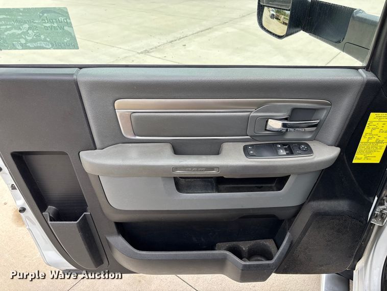 image for item EC3869 2016 RAM 5500  bucket truck