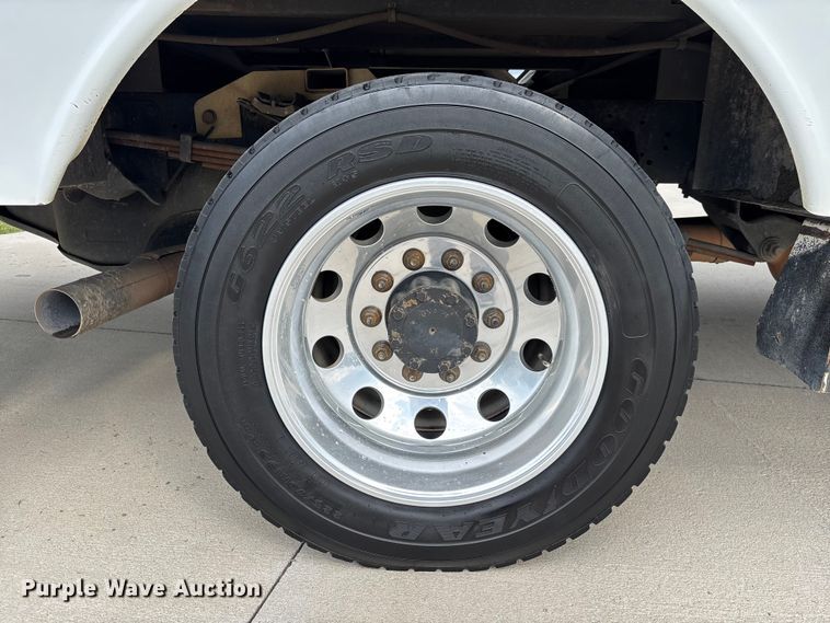 image for item EC3869 2016 RAM 5500  bucket truck