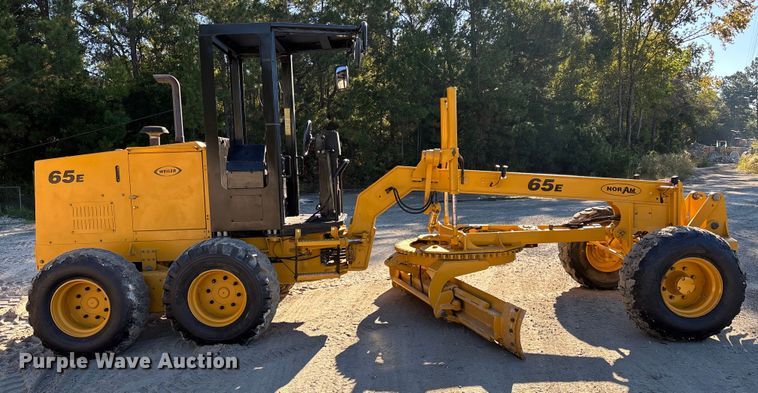 image for item EC3870 2005 NorAm 65E motor grader