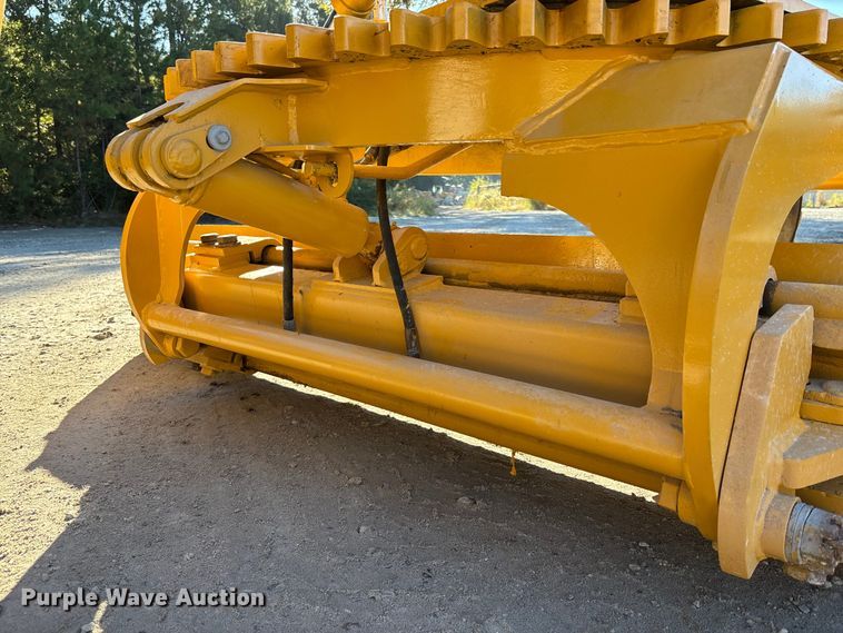 image for item EC3870 2005 NorAm 65E motor grader