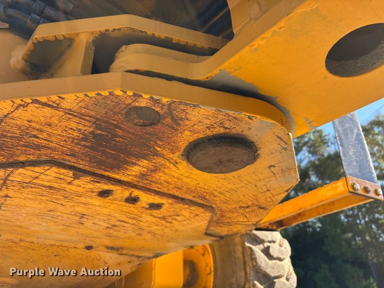 image for item EC3870 2005 NorAm 65E motor grader