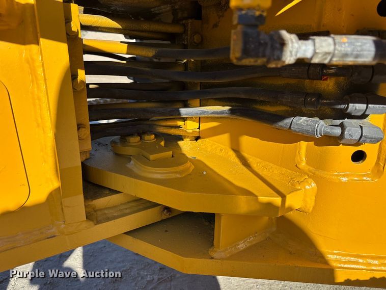 image for item EC3870 2005 NorAm 65E motor grader