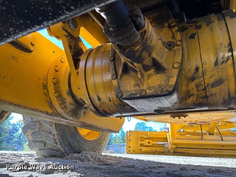 image for item EC3870 2005 NorAm 65E motor grader