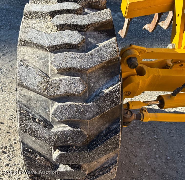 image for item EC3870 2005 NorAm 65E motor grader