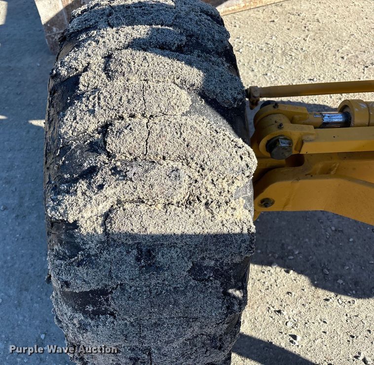 image for item EC3870 2005 NorAm 65E motor grader