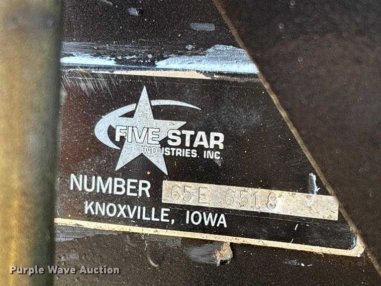 image for item EC3870 2005 NorAm 65E motor grader