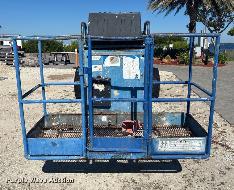 image for item EC3871 1999 Genie S-60 boom lift