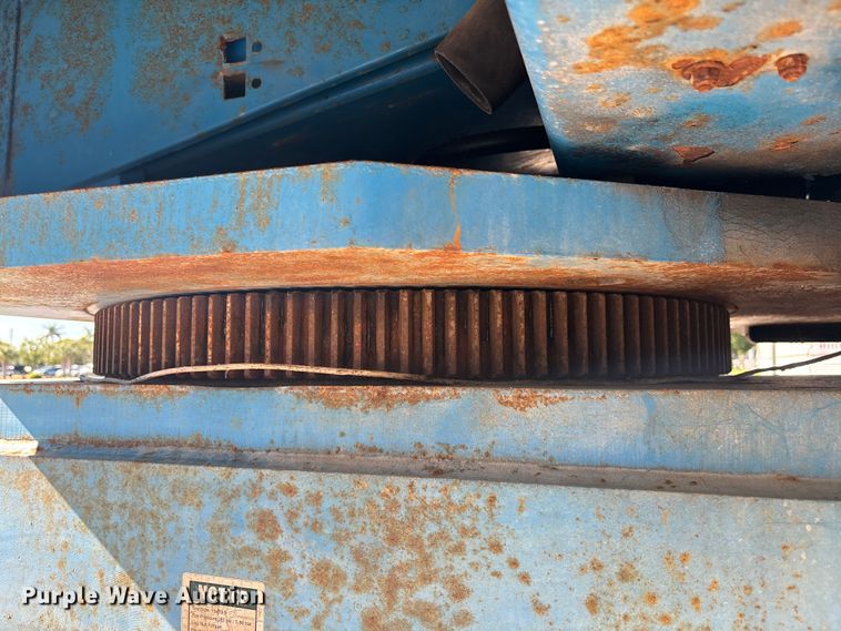 image for item EC3871 1999 Genie S-60 boom lift