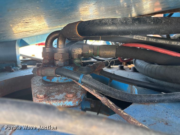 image for item EC3871 1999 Genie S-60 boom lift