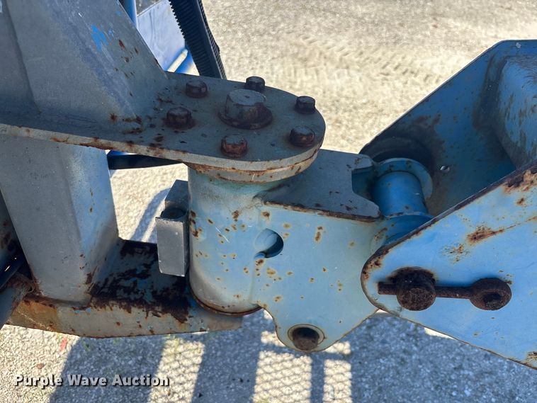 image for item EC3871 1999 Genie S-60 boom lift