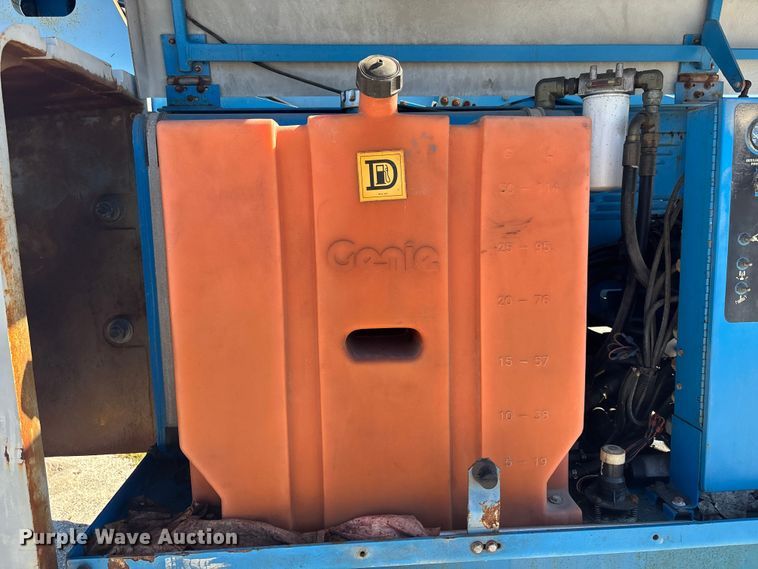 image for item EC3871 1999 Genie S-60 boom lift