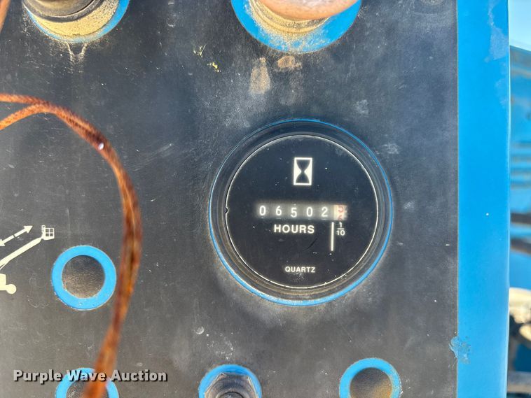 image for item EC3871 1999 Genie S-60 boom lift